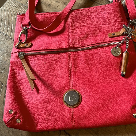 NEW JOY MANGANO RED LEATHER RFID CROSSBODY HANDBAG BAG PURSE - Picture 1 of 8